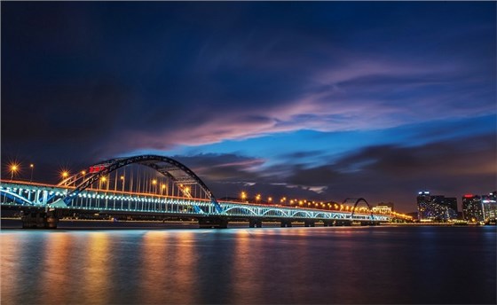 新基建下橋梁照明之思